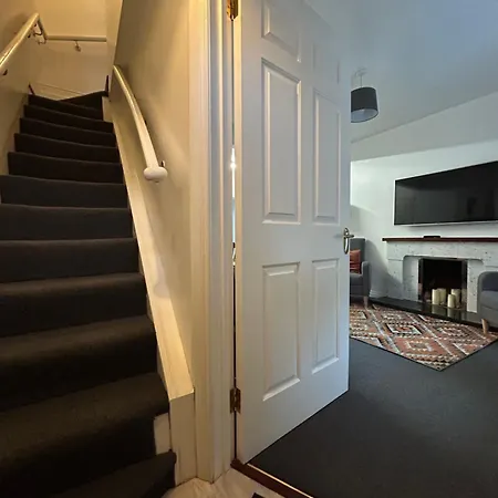 Town House,moville 61 موفيل